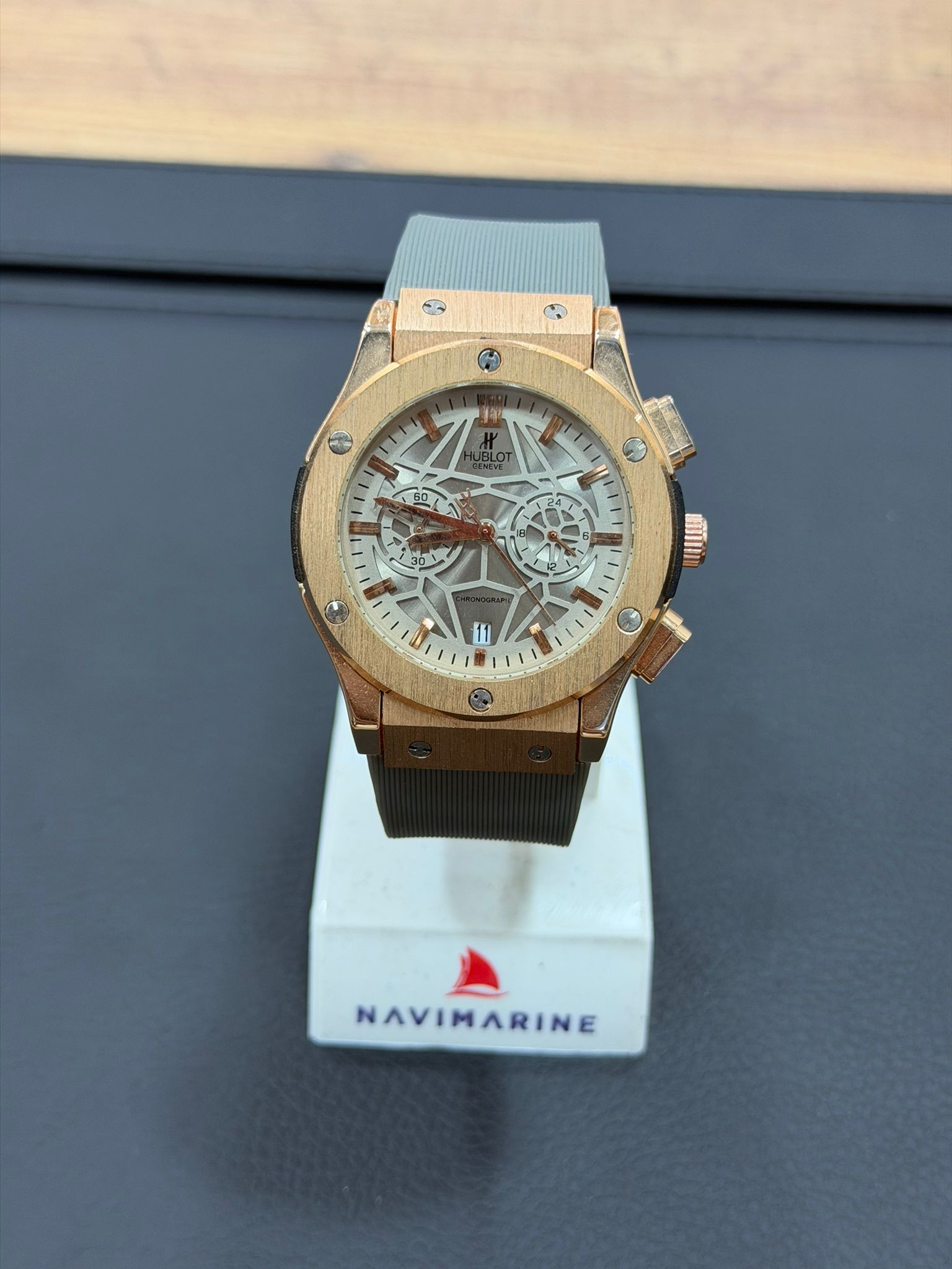 Rose Gold Kasa İskelet Kadranlı Spor Saat